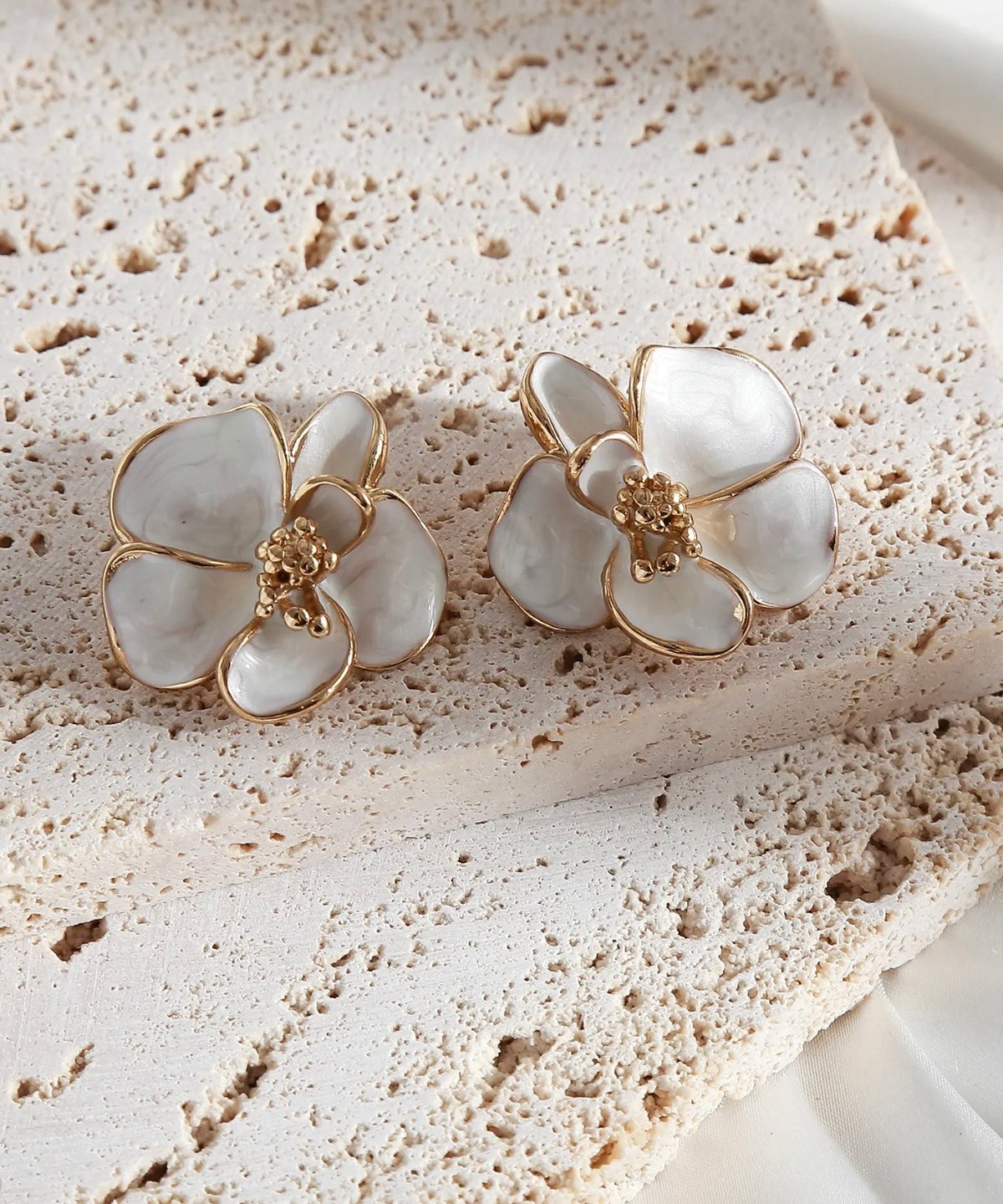 Boucles d’oreilles Eden Beige