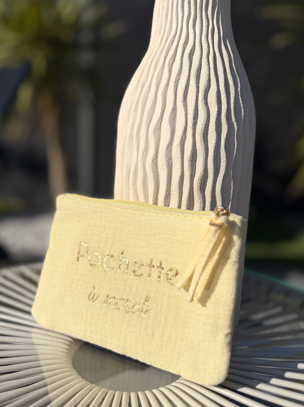 Pochette à secrets jaune