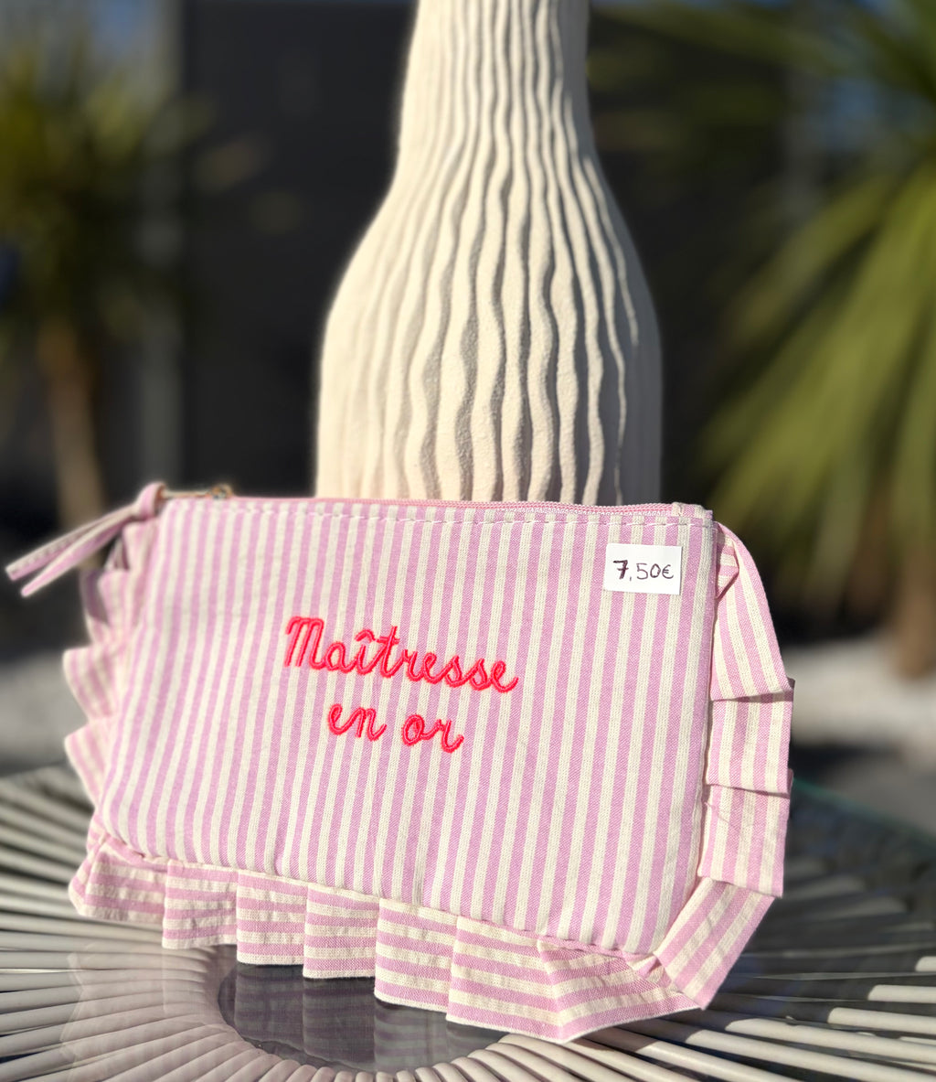 Pochette maîtresse en or