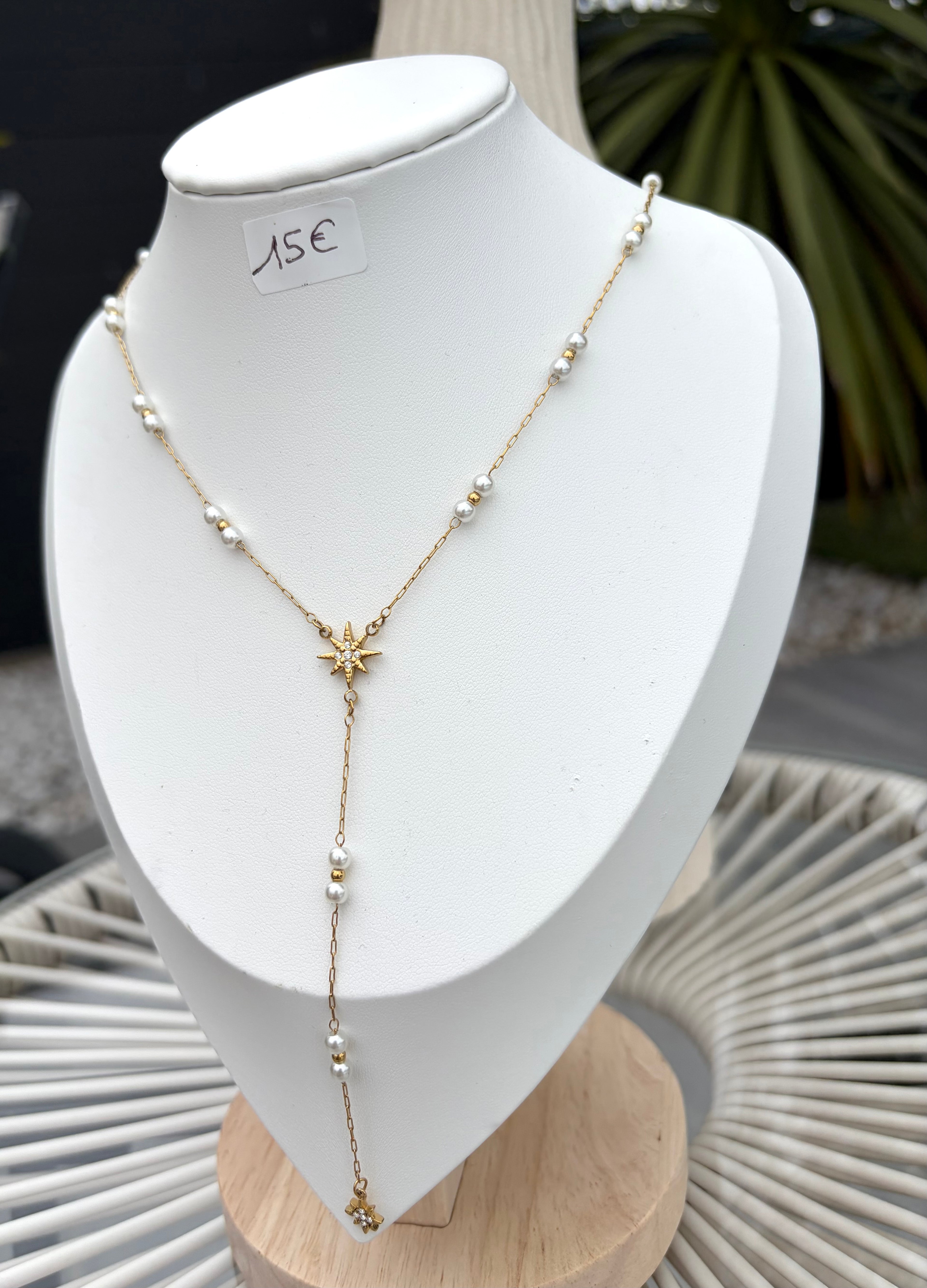 Collier Mary